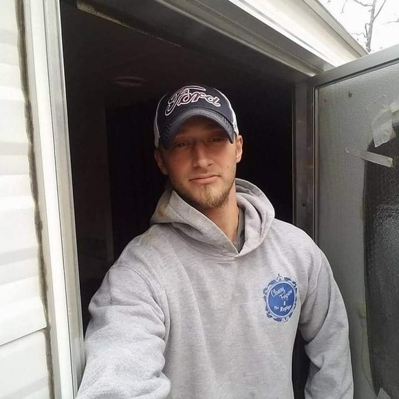 Meet your Posher, Jared - Picture 1 of 1